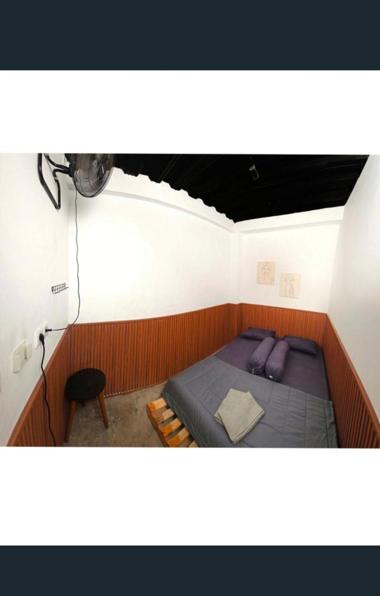 Cilacap Guest House Екстериор снимка